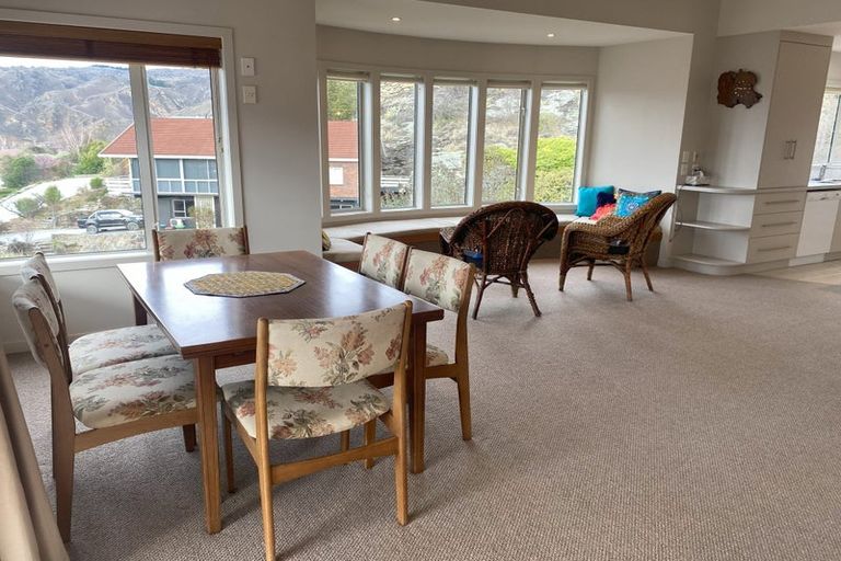 Photo of property in 16 Aronui Road, Bridge Hill, Alexandra, 9320