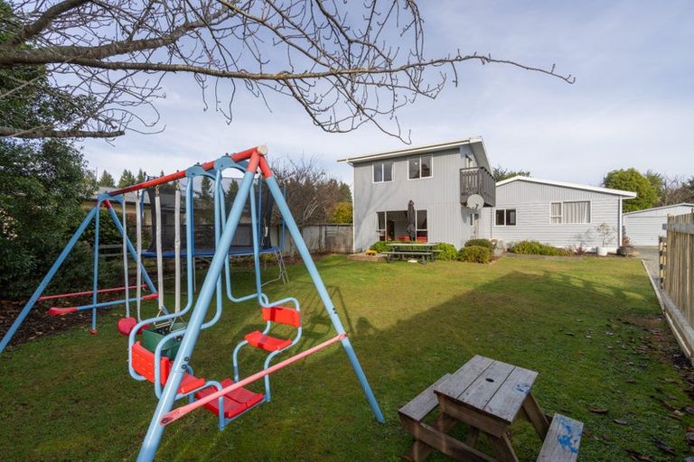 Photo of property in 25 Henry Street, Te Anau, 9600