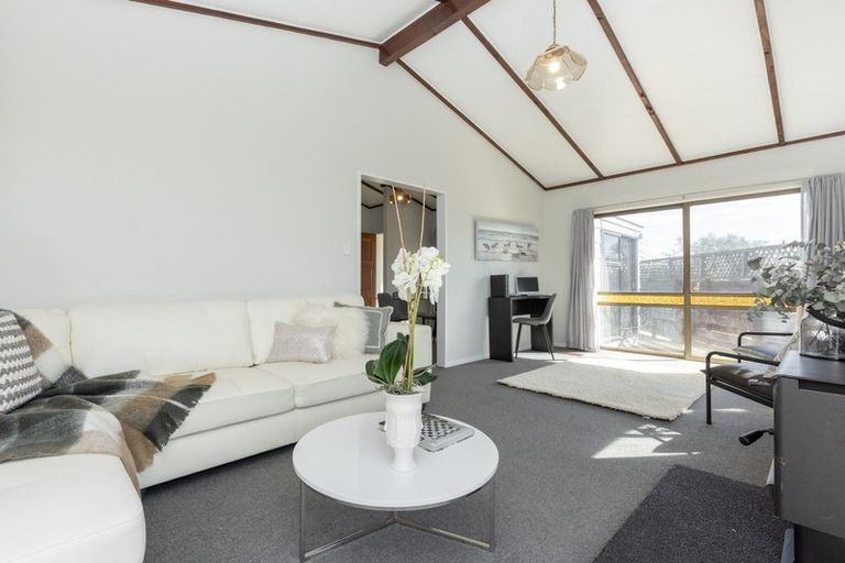 Photo of property in 47 Diaz Drive, Flaxmere, Hastings, 4120