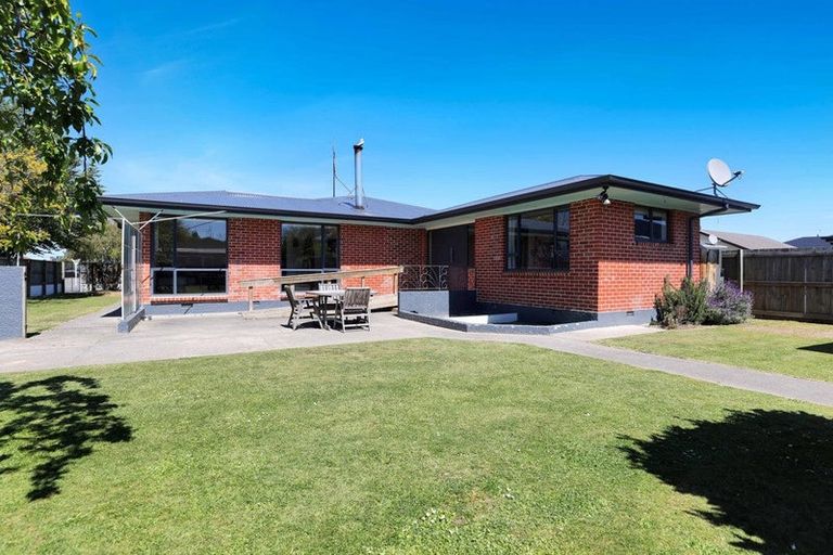 Photo of property in 64 Mcmurdo Street, Tinwald, Ashburton, 7700