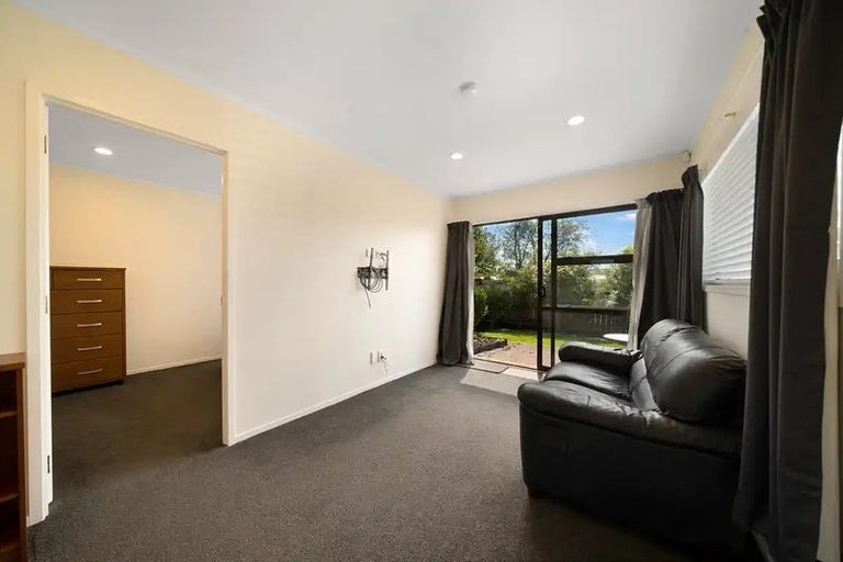 Photo of property in 14/85 Edmonton Road, Henderson, Auckland, 0612