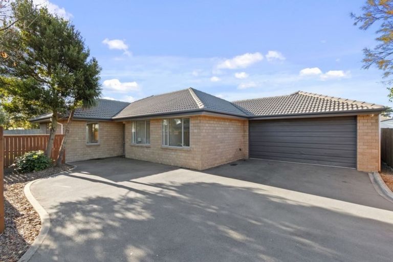 Photo of property in 29 Estuary Road, New Brighton, Christchurch, 8061