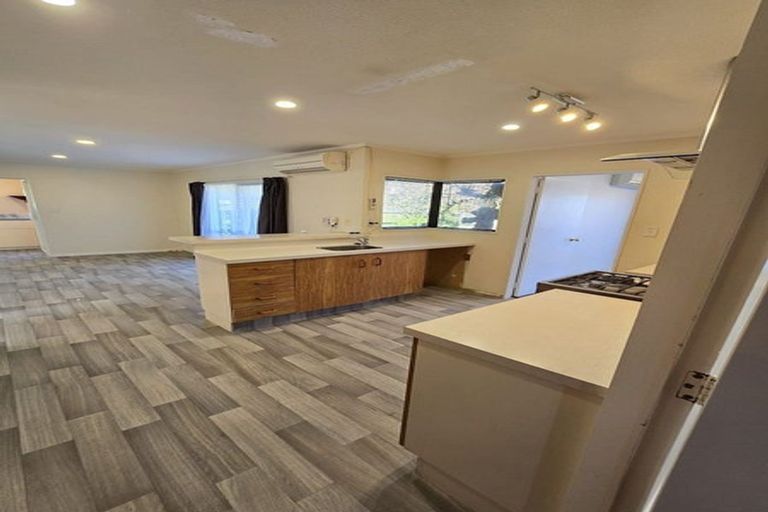 Photo of property in 4a Kentwood Drive, Woodridge, Wellington, 6037