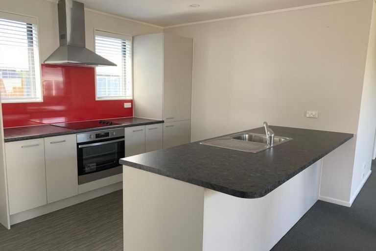 Photo of property in 16a Buller Crescent, Manurewa, Auckland, 2102