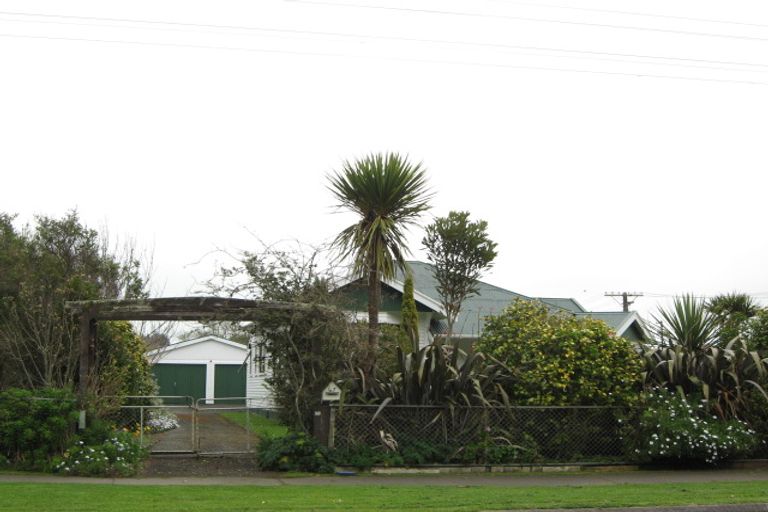 Photo of property in 47 Cracroft Street, Waitara, 4320