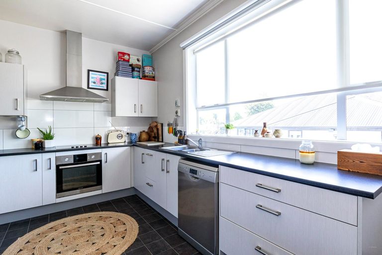 Photo of property in 49 Douglas Street, Highfield, Timaru, 7910