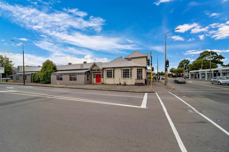 Photo of property in 350 Riccarton Road West, Mosgiel, 9092