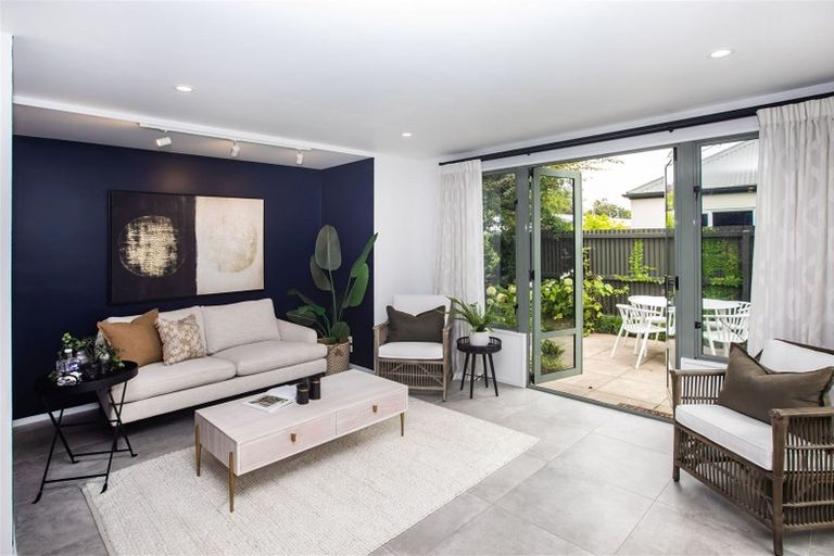 Photo of property in 35a Trafalgar Street, St Albans, Christchurch, 8014