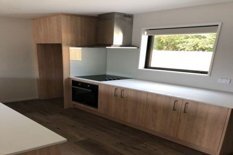 Photo of property in 2/57 Woodville Street, Edgeware, Christchurch, 8013