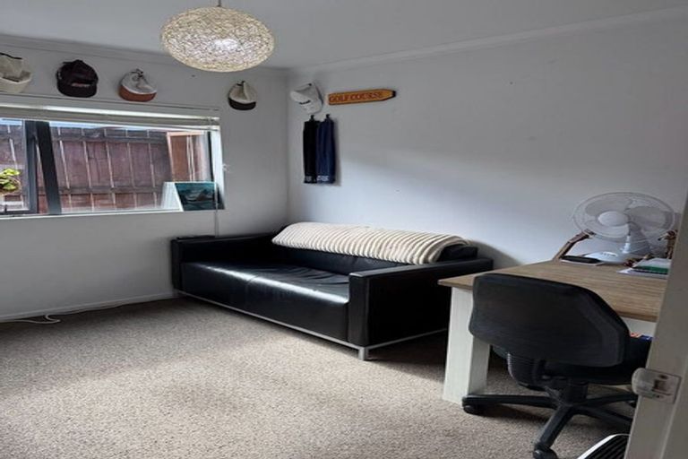 Photo of property in 7 Minaret Drive, Bucklands Beach, Auckland, 2014
