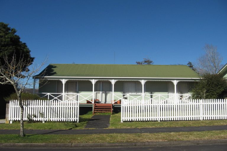 Photo of property in 22 Bluewater Place, Wattle Downs, Auckland, 2103