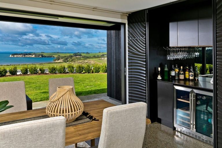 Photo of property in 5 Hurihuri Road, Okura Bush, Silverdale, 0794