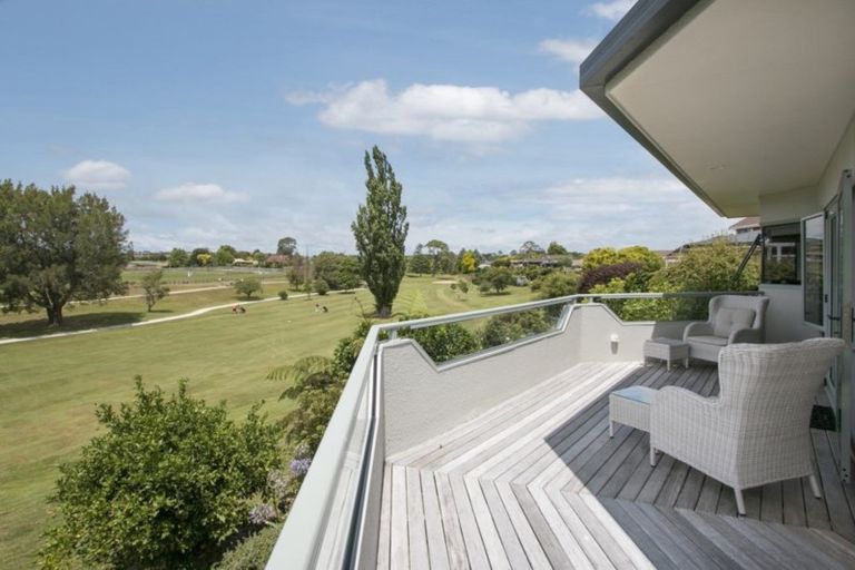Photo of property in 62 Links View Drive, Omokoroa, 3114