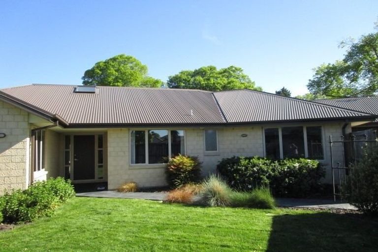 Photo of property in 24 John Campbell Crescent, Hillmorton, Christchurch, 8024