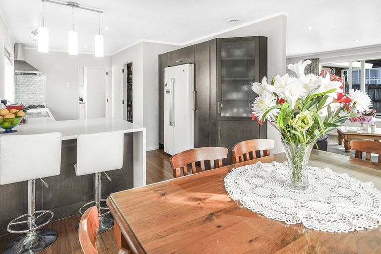 Photo of property in 28 Moreland Avenue, Pukete, Hamilton, 3200