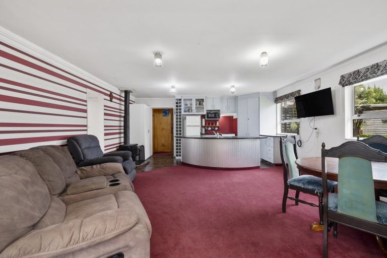 Photo of property in 14 Ngareta Street, Marton, 4710