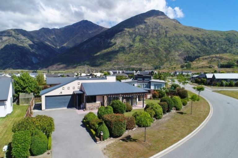 Photo of property in 12 Mavora Road, Lake Hayes, Queenstown, 9304