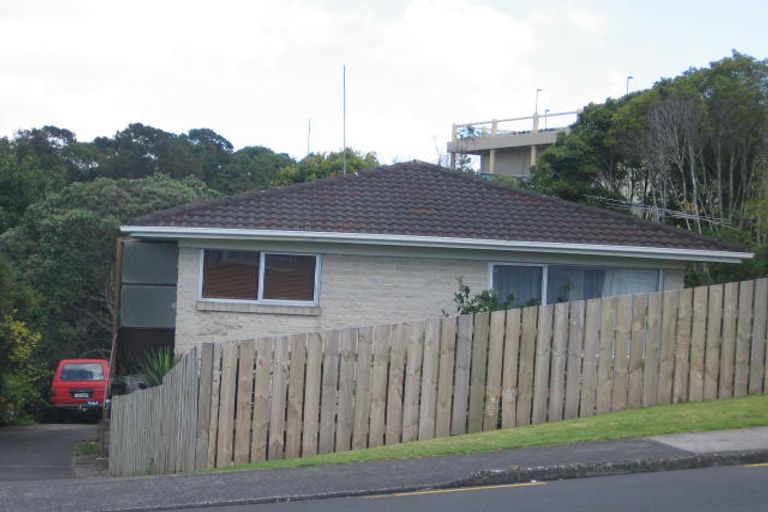 Photo of property in 1/71 Bentley Avenue, Glenfield, Auckland, 0629