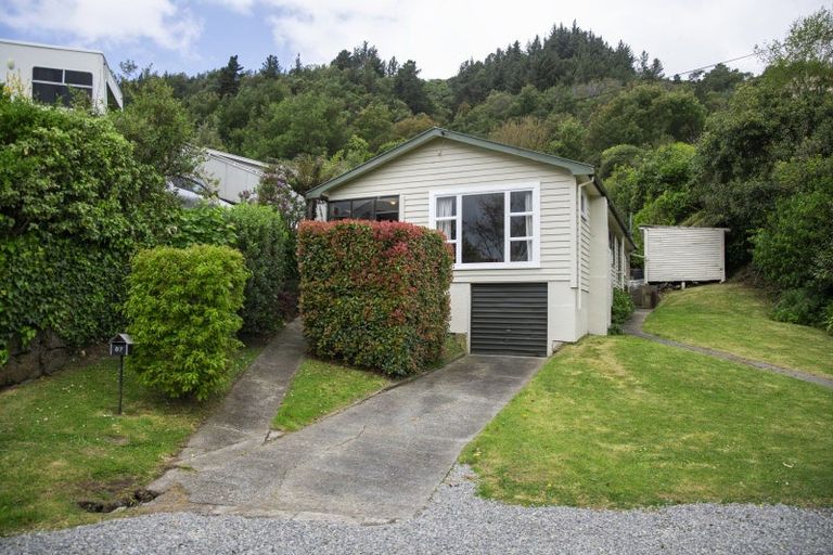 Photo of property in 87 Milton Terrace, Picton, 7220