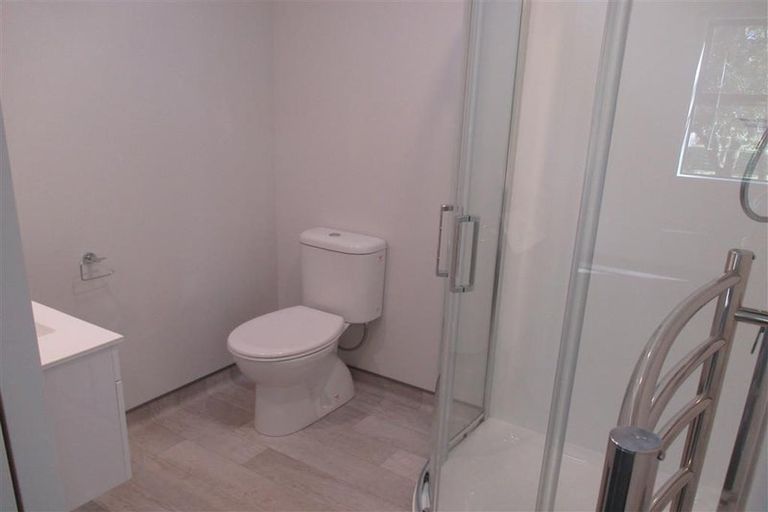 Photo of property in 2/22 Grove Road, Addington, Christchurch, 8024