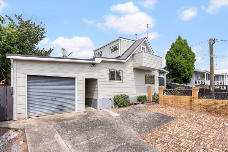 Photo of property in 3/7 Wilson Road, Glen Eden, Auckland, 0602