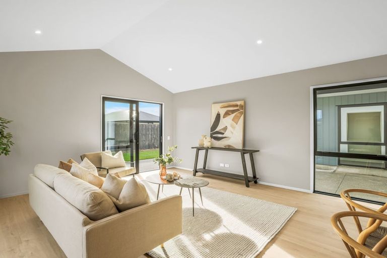 Photo of property in 15 Coney Place, Rolleston, 7614