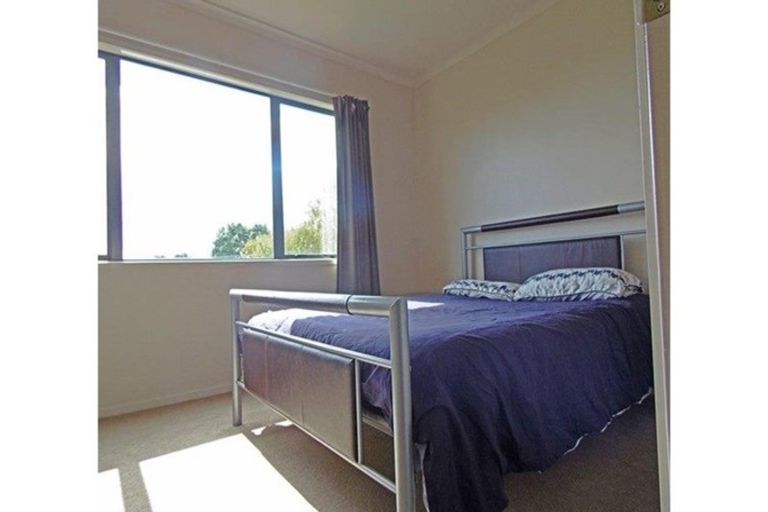 Photo of property in 5/168 Mokoia Road, Chatswood, Auckland, 0626