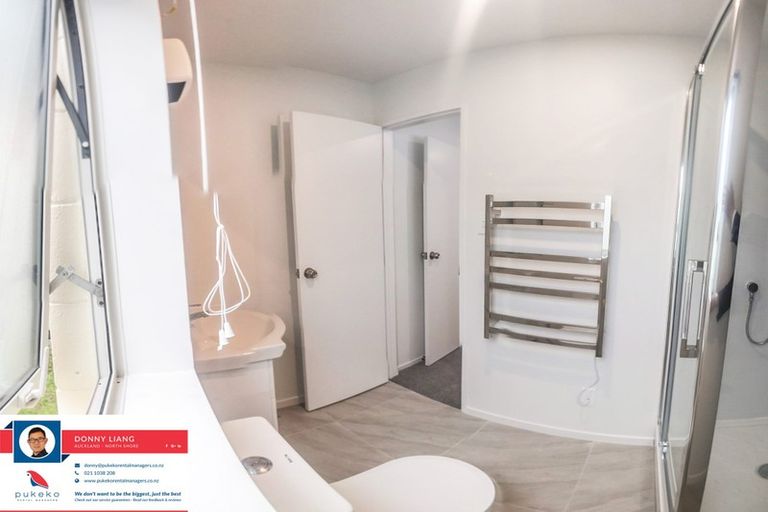 Photo of property in 271 Royal Road, Massey, Auckland, 0614