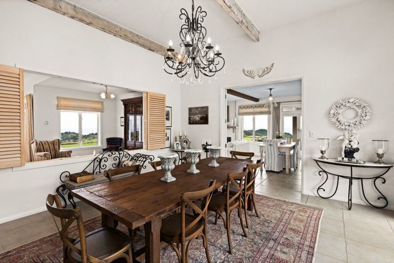 Photo of property in 119 Eskridge Drive, Eskdale, Napier, 4182