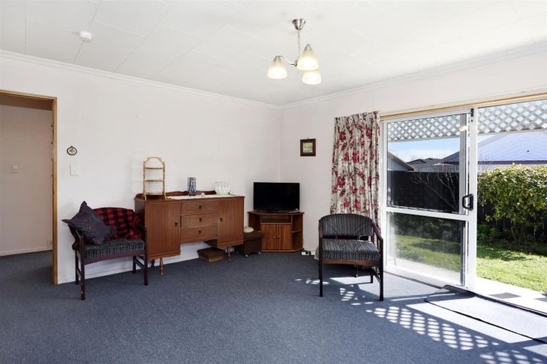 Photo of property in 2/11 Stead Crescent, Stoke, Nelson, 7011