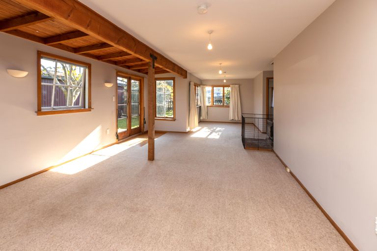 Photo of property in 8 Kain Street, The Pines Beach, 7630