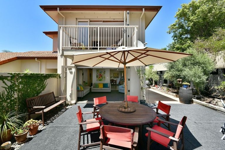 Photo of property in 33 Millennial Way, Orewa, 0931