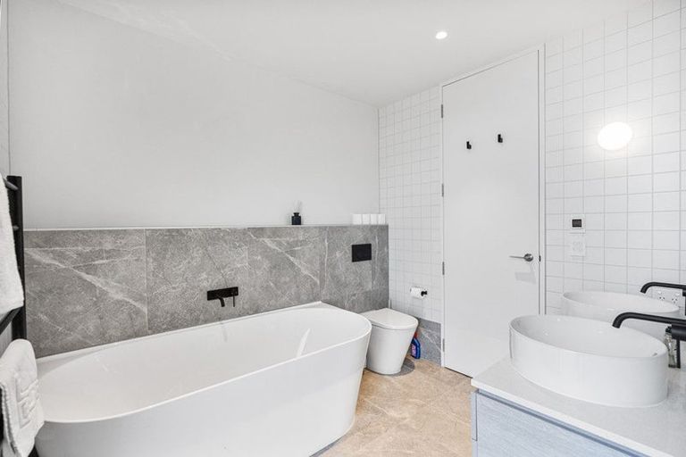 Photo of property in 8/33 Kilmore Street, Christchurch Central, Christchurch, 8013
