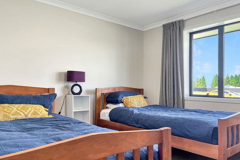 Photo of property in 8 Birch Hill Drive, Twizel, 7901