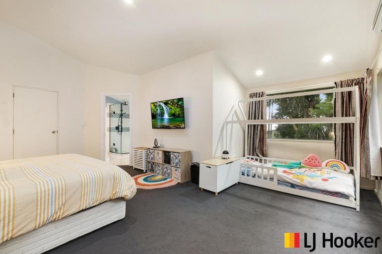 Photo of property in 42 Collie Street, Hillpark, Auckland, 2102