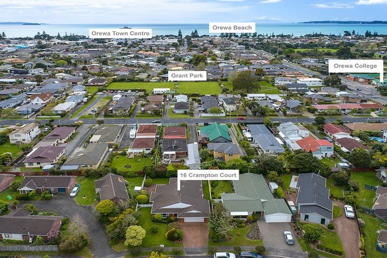Photo of property in 16 Crampton Court, Orewa, 0931