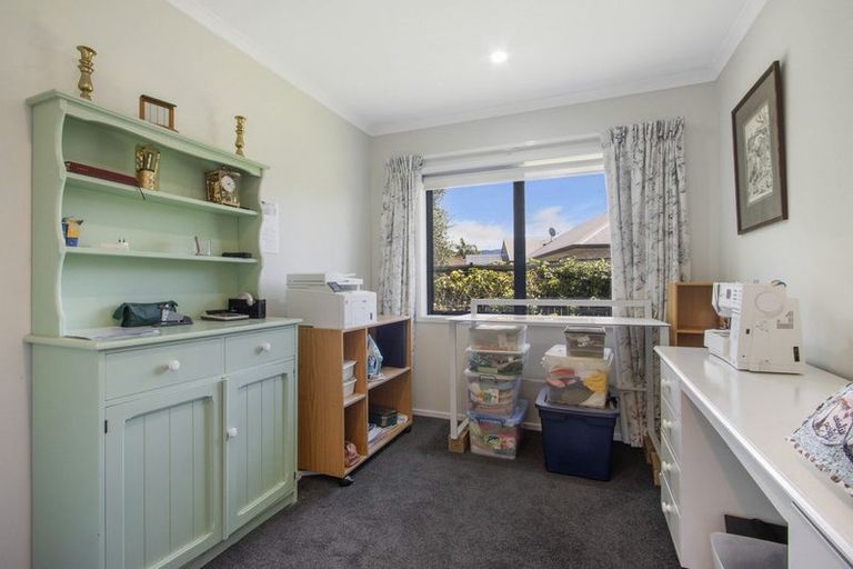 Photo of property in 2 Bransley Grove, Katikati, 3129