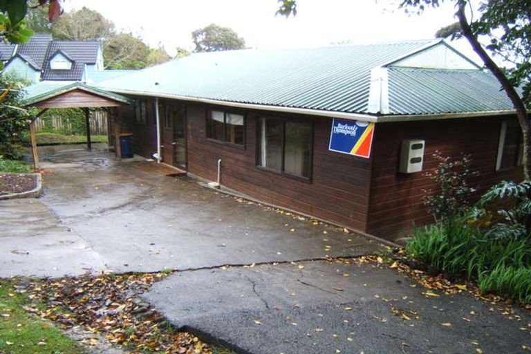 Photo of property in 2/15 Pemberton Avenue, Bayview, Auckland, 0629