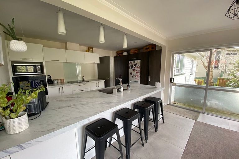 Photo of property in 136 Martin Road, Fairfield, Dunedin, 9018