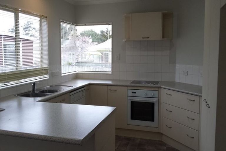 Photo of property in 2/47 Vincent Street, Howick, Auckland, 2014