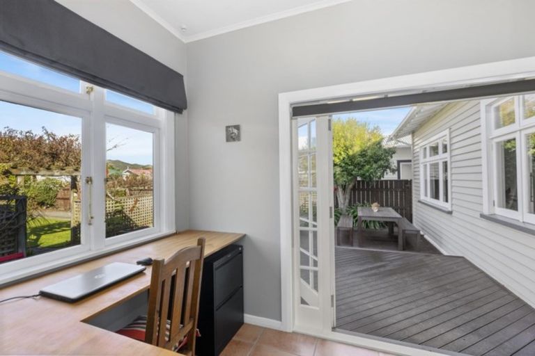 Photo of property in 32 Trafalgar Street, Waiwhetu, Lower Hutt, 5010