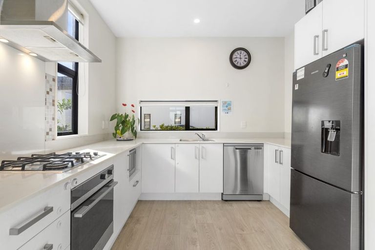 Photo of property in 7 Battalion Drive, Papakura, 2110