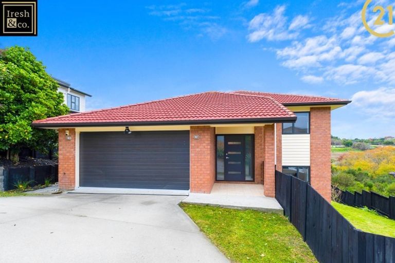 Photo of property in 125 Keri Vista Rise, Papakura, 2110