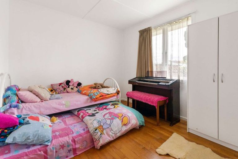 Photo of property in 27 Dunlop Road, Te Puke, 3119