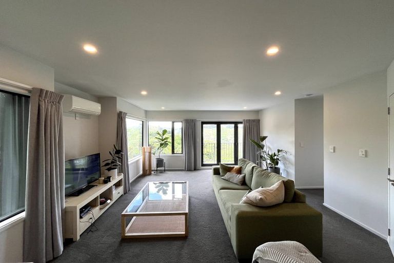 Photo of property in 3b Maldive Street, Khandallah, Wellington, 6035