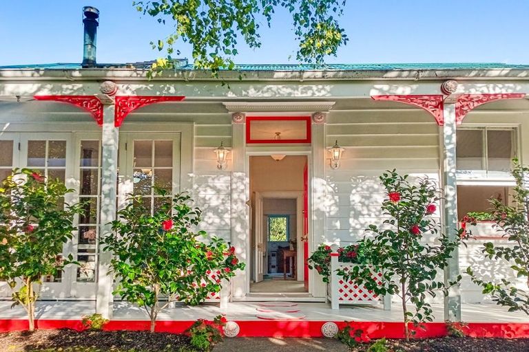 Photo of property in 86 Grey Street, Woodville, 4920