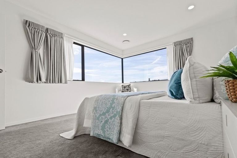 Photo of property in 51 Turret Lane, Hobsonville, Auckland, 0616