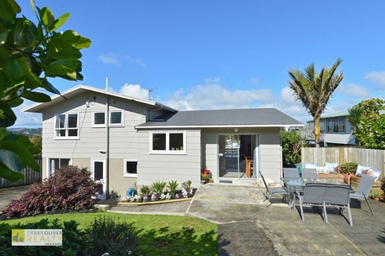 Photo of property in 18 Old Parua Bay Road, Parahaki, Whangarei, 0112