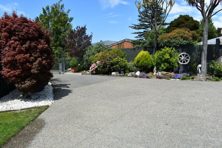 Photo of property in 232 Lake Terrace Road, Shirley, Christchurch, 8061