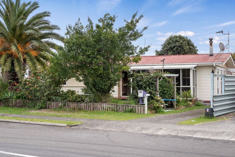 Photo of property in 1/23 Sea Spray Drive, Bucklands Beach, Auckland, 2012